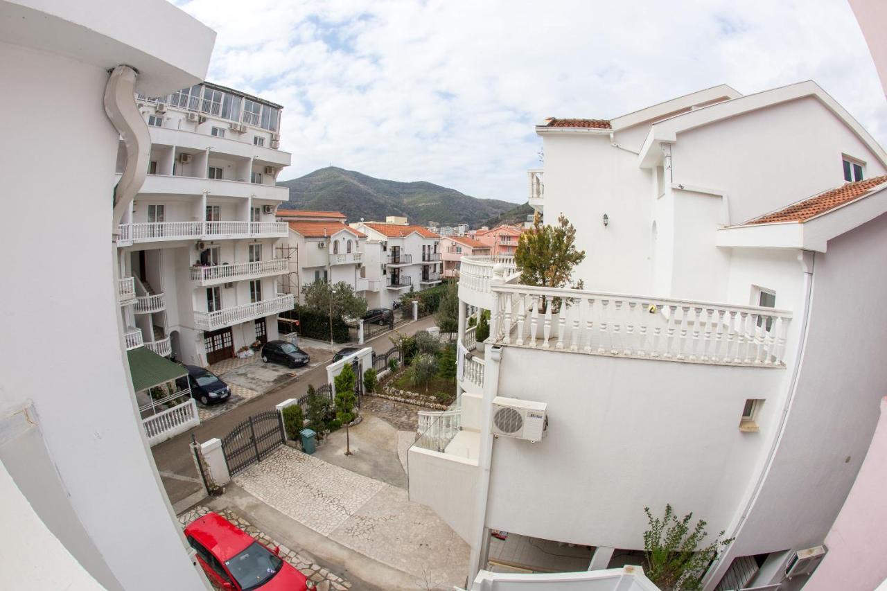 Apartments & Rooms Nikolic Будва Екстер'єр фото