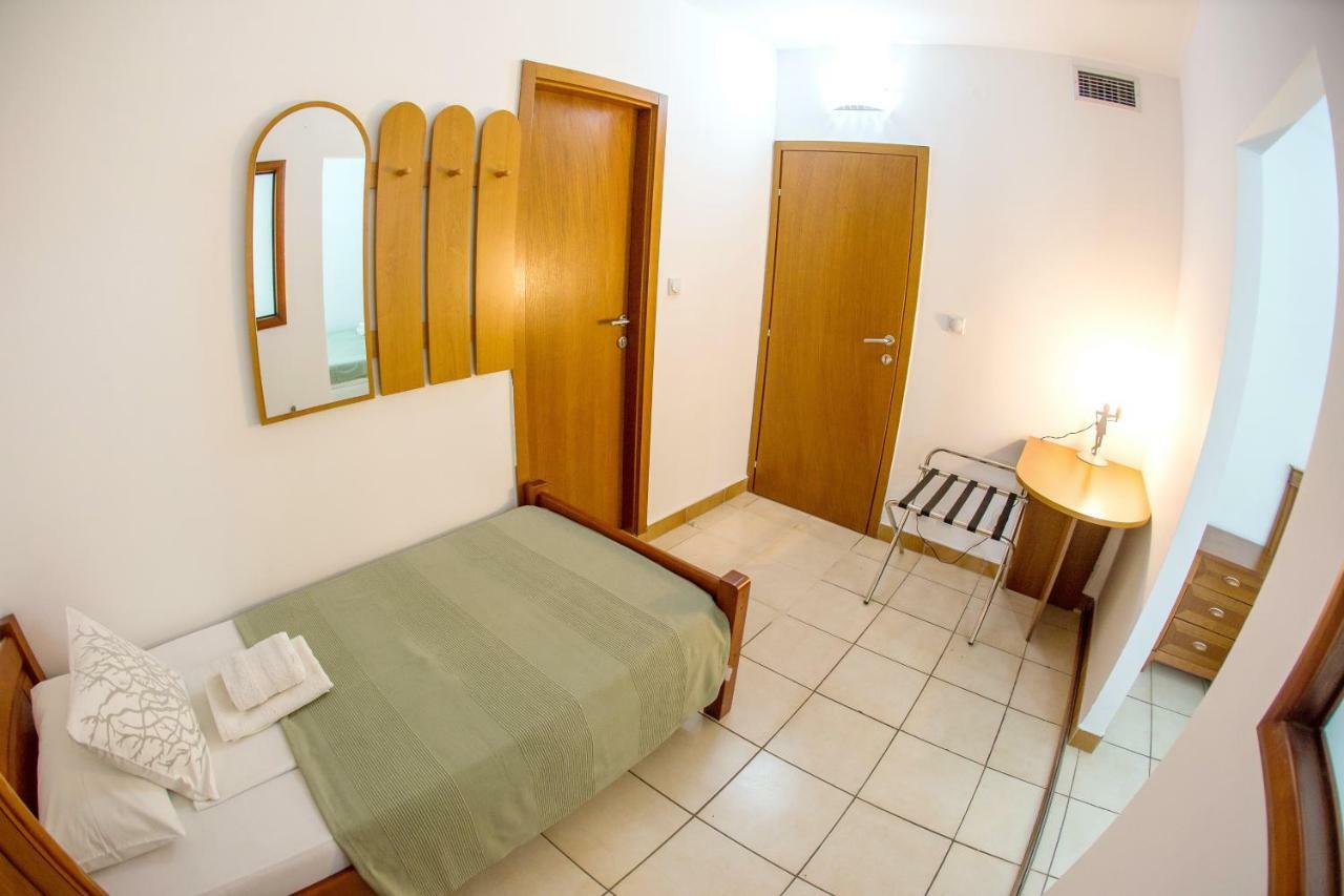 Apartments & Rooms Nikolic Будва Екстер'єр фото