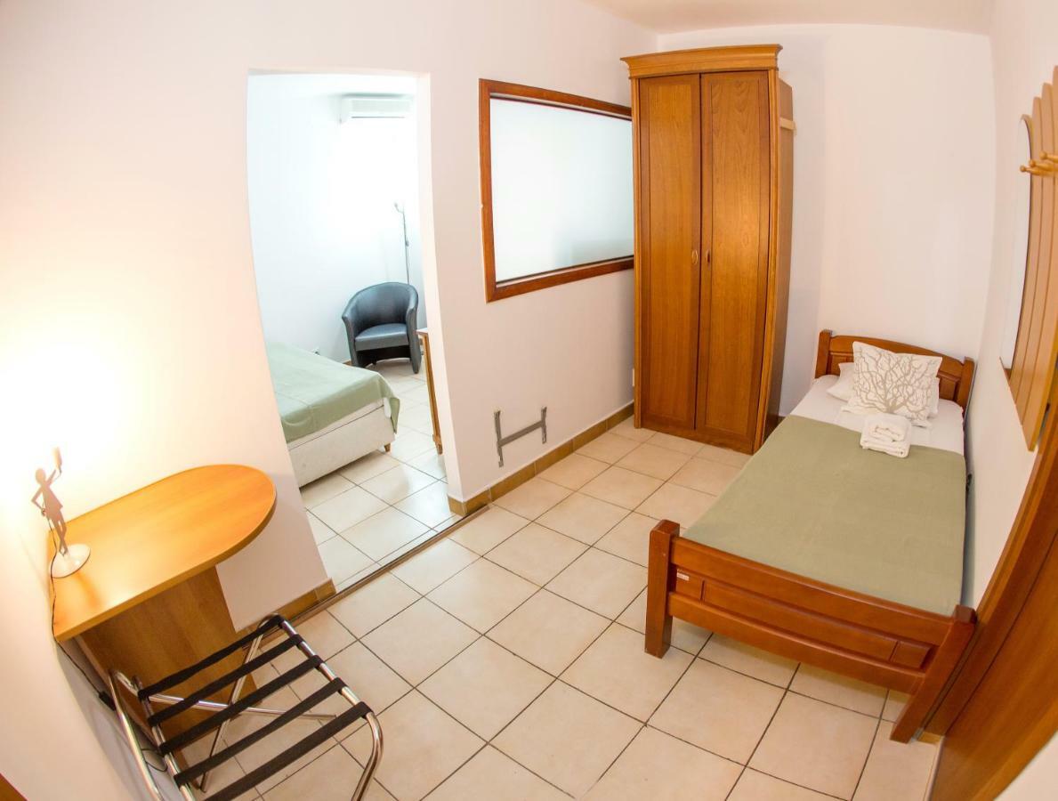 Apartments & Rooms Nikolic Будва Екстер'єр фото